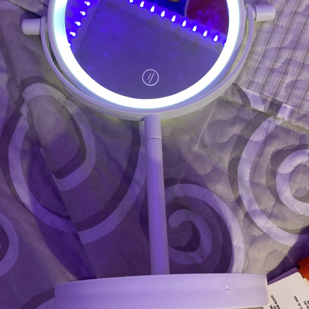 Mirror! - Picture 2 of 2